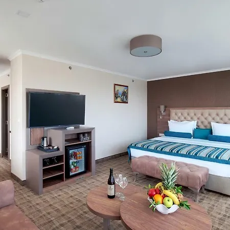 Cherno Hotel