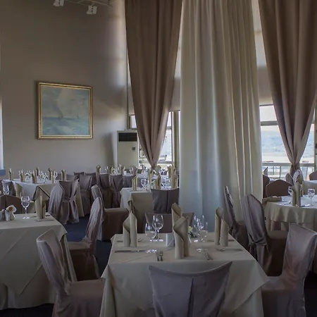 Hotell Cherno 4*