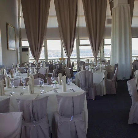 Cherno Hotell
