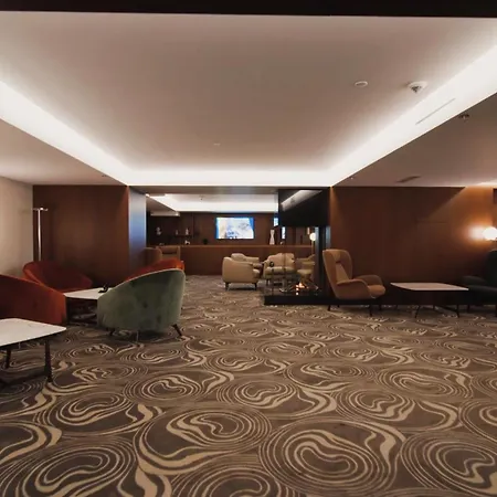 Hotel Cherno 4*