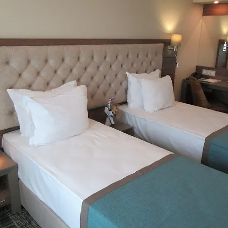 Cherno 4* فارنا