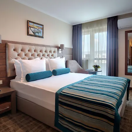 Cherno 4* Varna